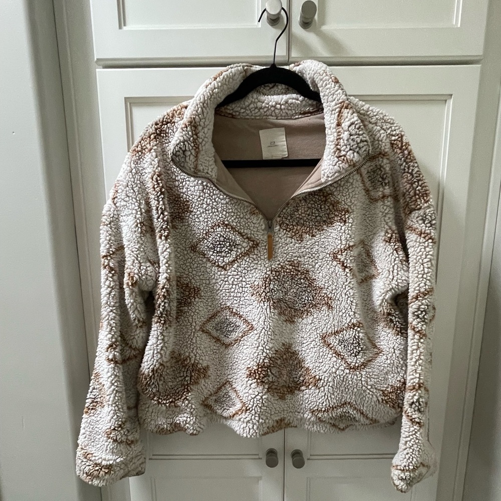 Thread & Supply lined fleece. Size M